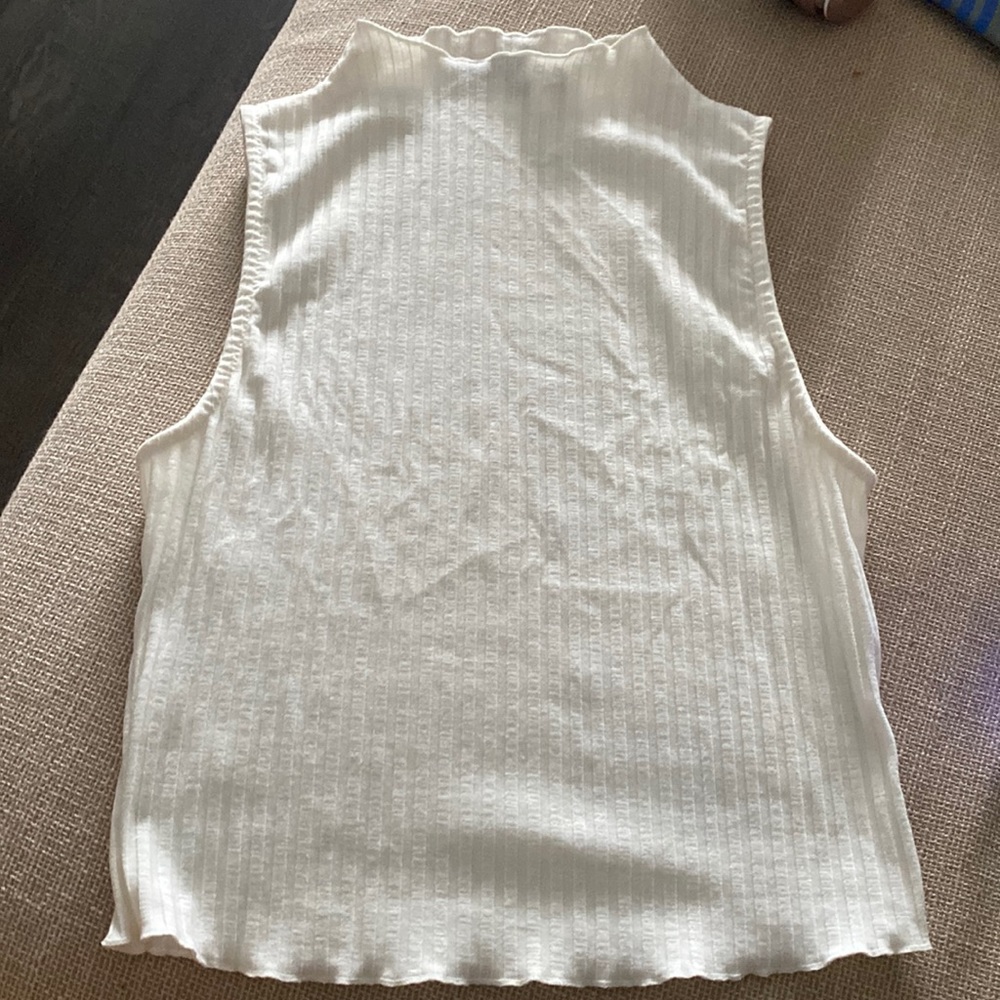 White rigged Seven Seven crop top in size S